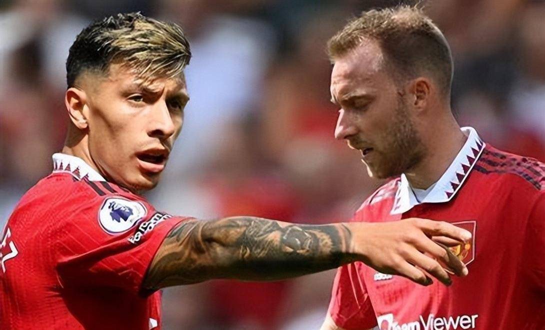 包含曼联主帅赞扬新援发挥，期待球队更上一层楼的词条