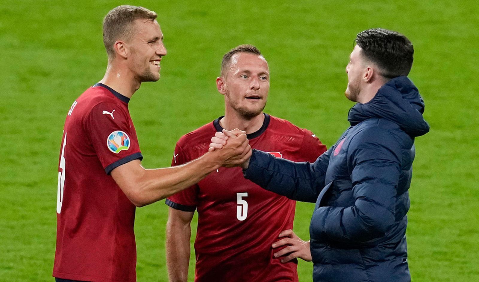 法罗群岛国家队参加国际友赛季 法罗群岛国家队参加国际友赛季