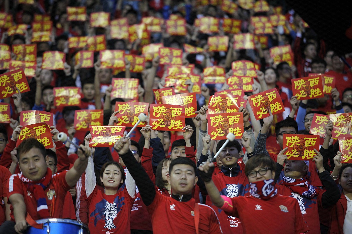 中超球队备战紧张，为了新赛季的胜利的简单介绍