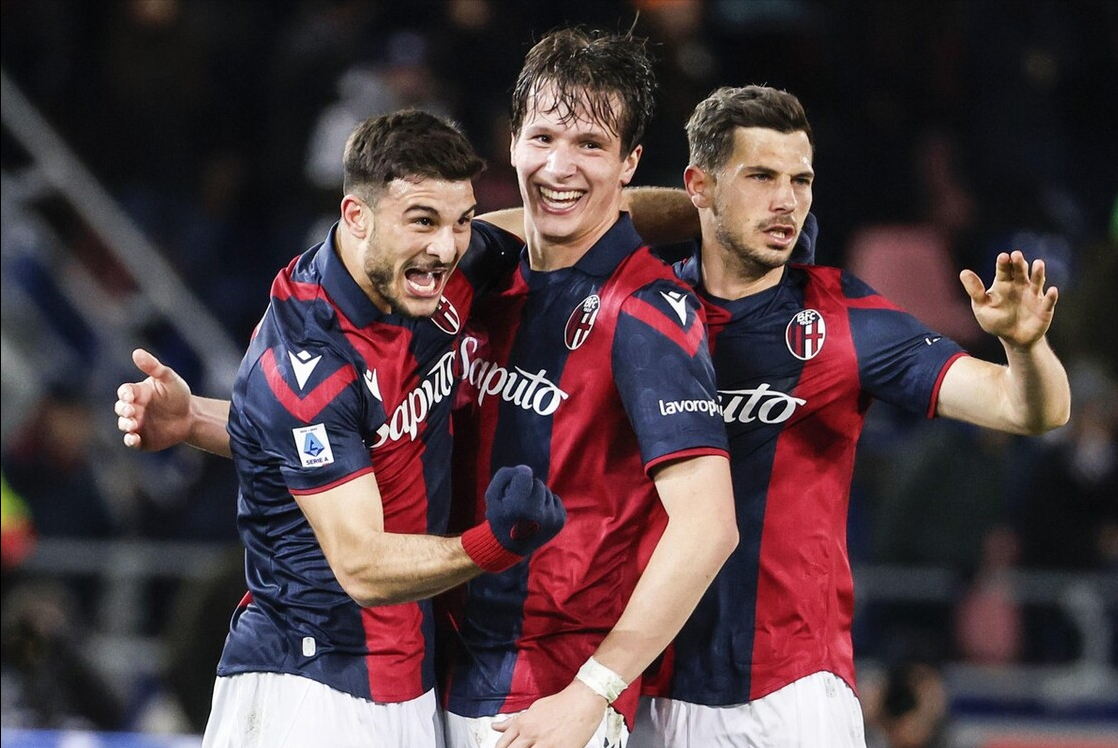 开云体育官网-克罗托内战平博洛尼亚,保持不败的简单介绍