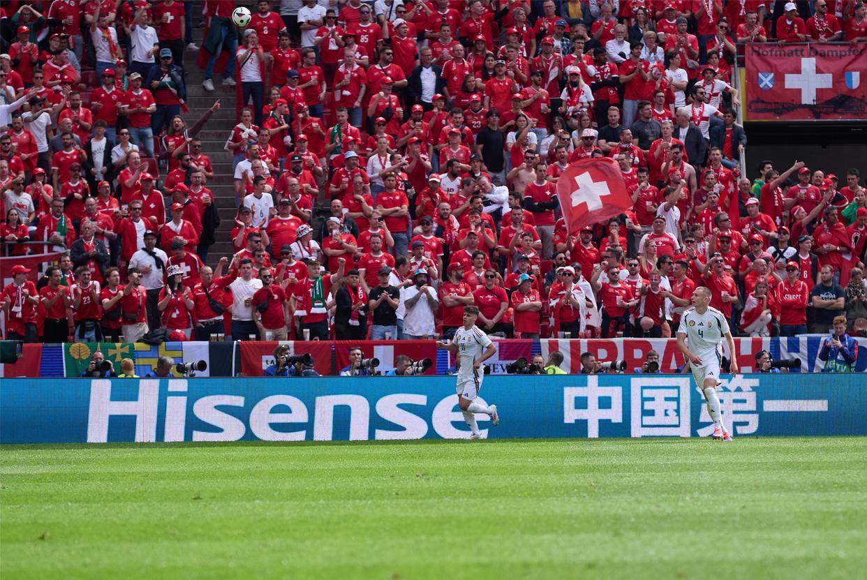 法国胜瑞士,锁定欧洲杯半决赛名额 法国胜瑞士,锁定欧洲杯半决赛名额