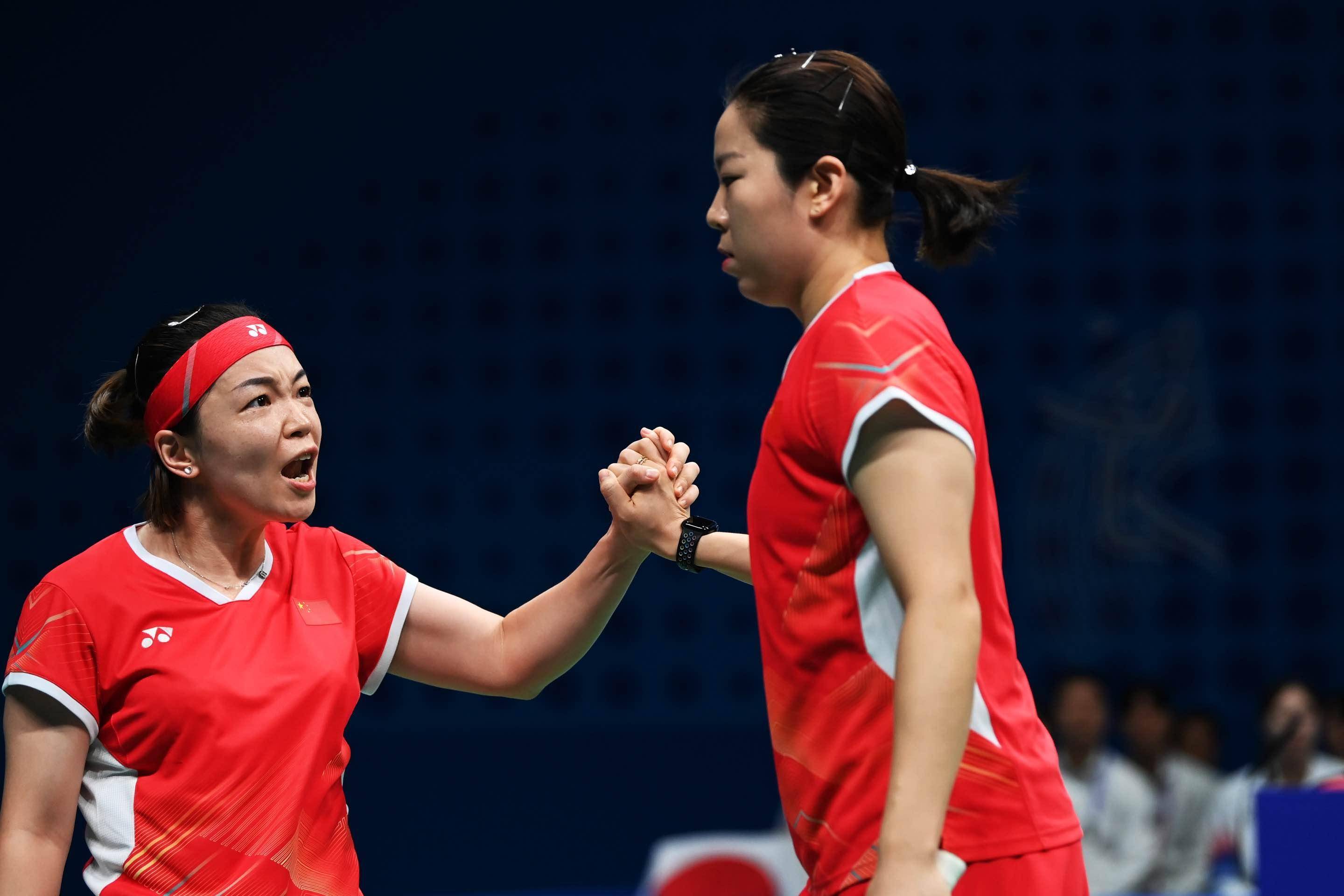 南非田径好手飞驰赛场，摘银奖