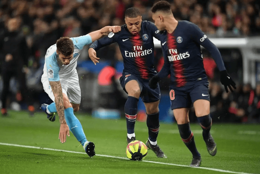 关于巴黎圣日耳曼击败梅斯,提升排名的信息 关于巴黎圣日耳曼击败梅斯,提升排名的信息