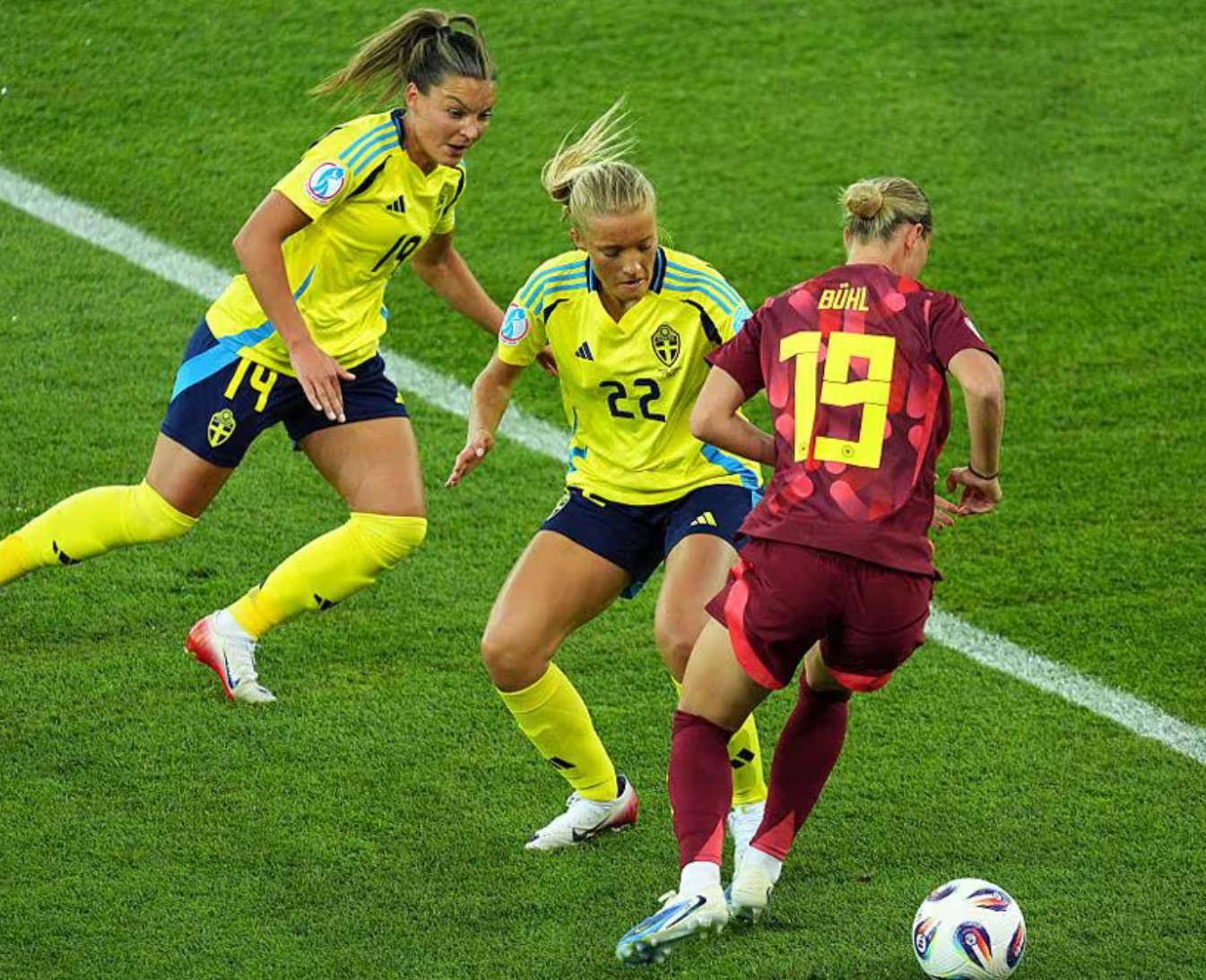 韩国女足获得第三名，历史性突破