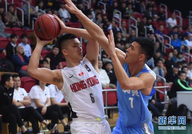 突尼斯篮球冠军赛局势火热,多支强队领先出线 突尼斯篮球冠军赛局势火热,多支强队领先出线