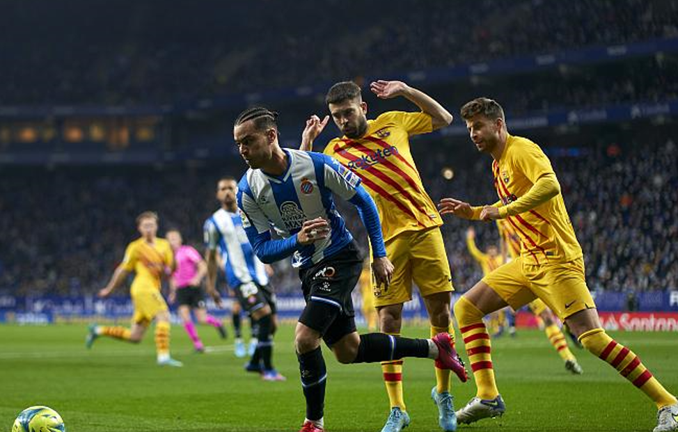 开云体育官网-关于法兰克福取得关键胜利,重返前四榜单的信息