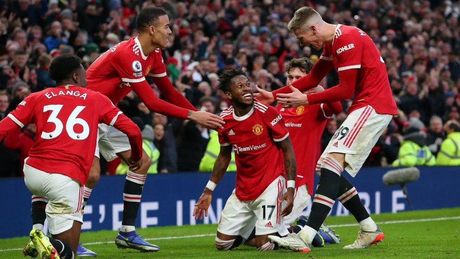 曼联复仇成功,击败老对手,球迷欢呼加油 曼联复仇成功,击败老对手,球迷欢呼加油