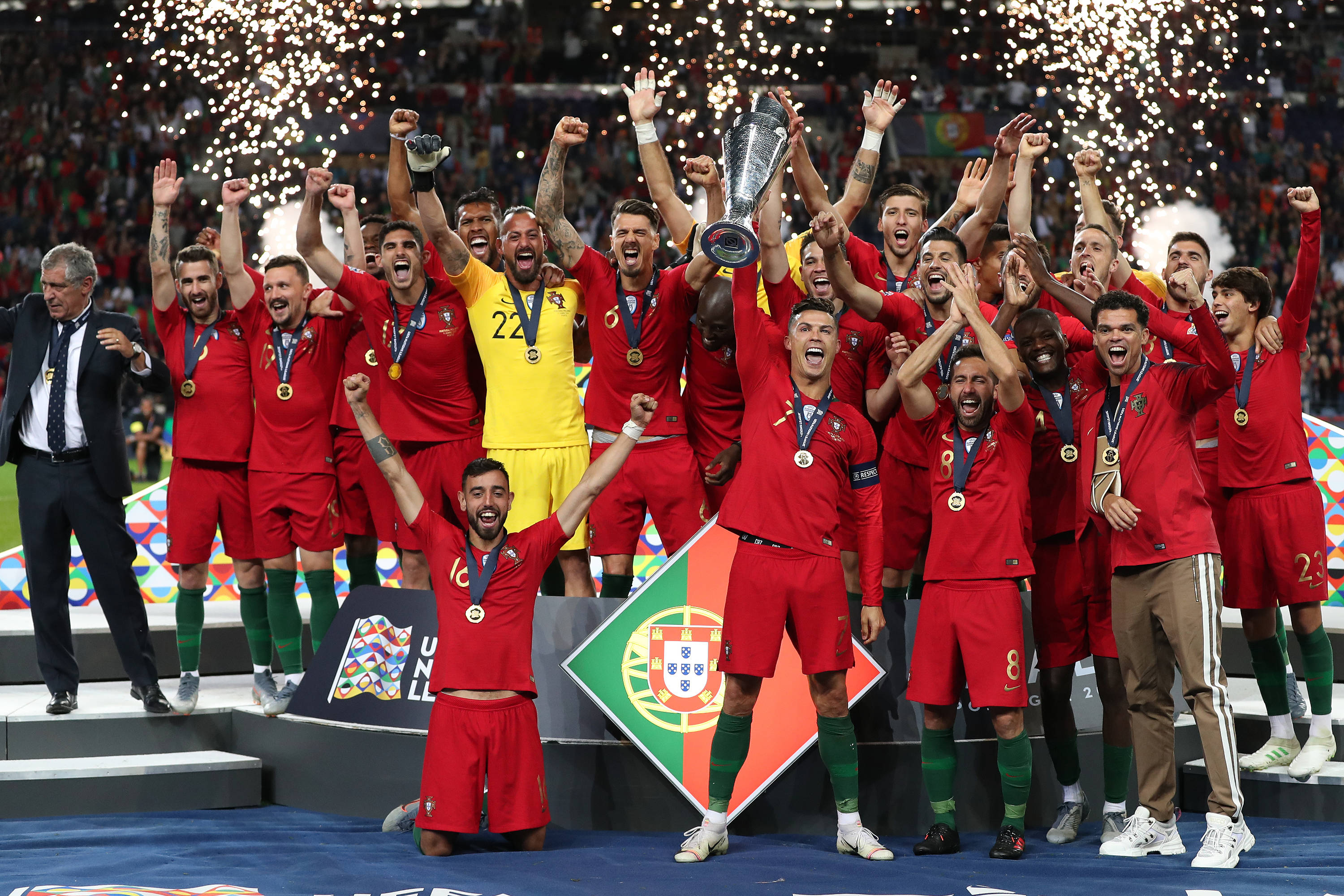 开云体育-关于葡萄牙主场力克英格兰力争晋级的信息