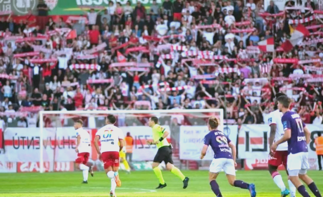 欧洲联赛战况激励法甲球队激情夺冠 欧洲联赛战况激励法甲球队激情夺冠