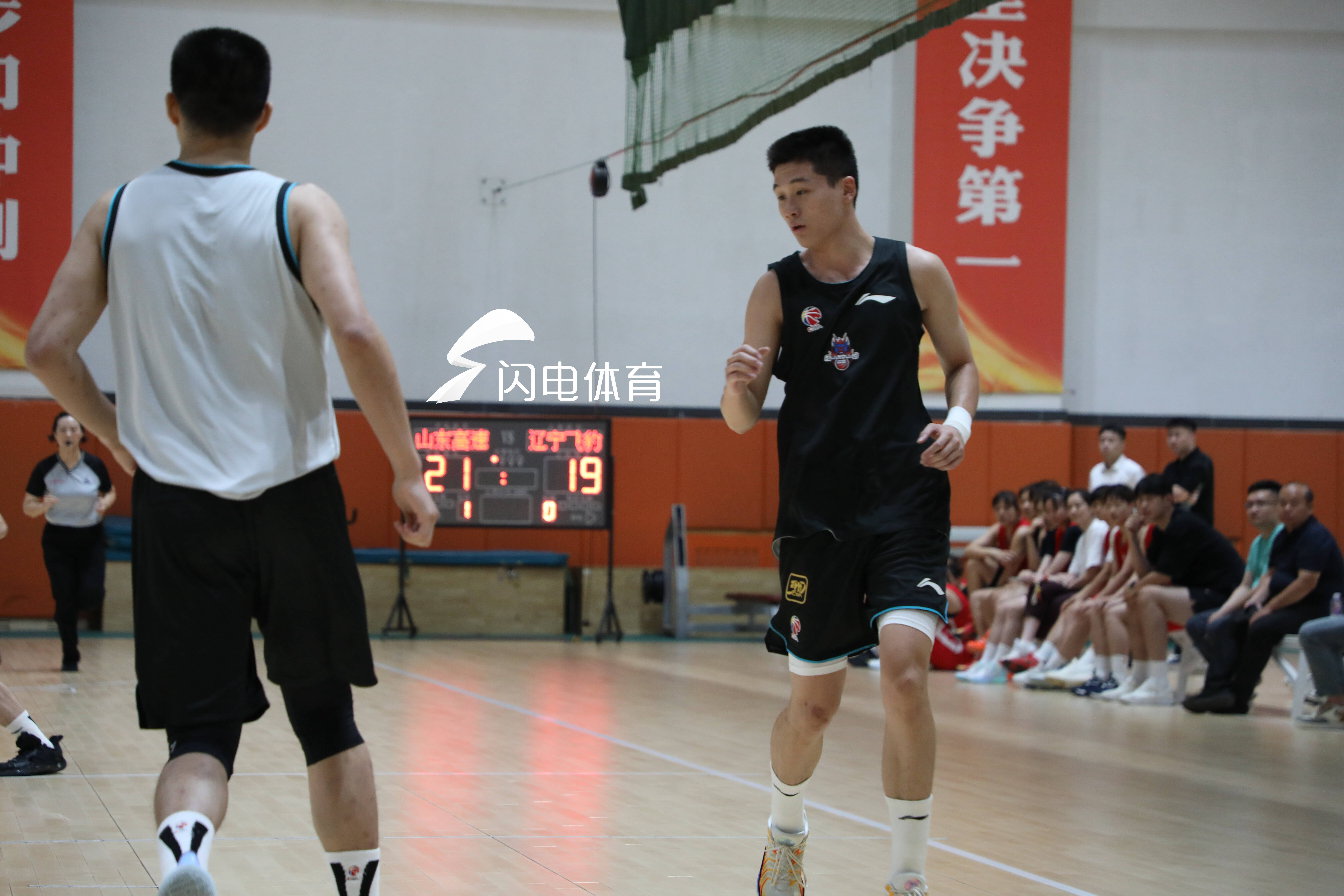 开云体育中国-主力球员受伤，山东队惜败湖南队的简单介绍