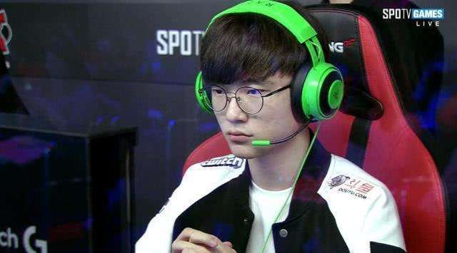 BRO血洗PSG,CoreJJ线上压制力十足宿敌对决淘汰赛,留下经典瞬间 BRO血洗PSG,CoreJJ线上压制力十足宿敌对决淘汰赛,留下经典瞬间