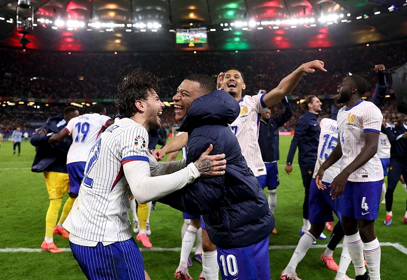 开云体育APP下载-欧洲杯四分之一决赛:德国队淘汰瑞典队