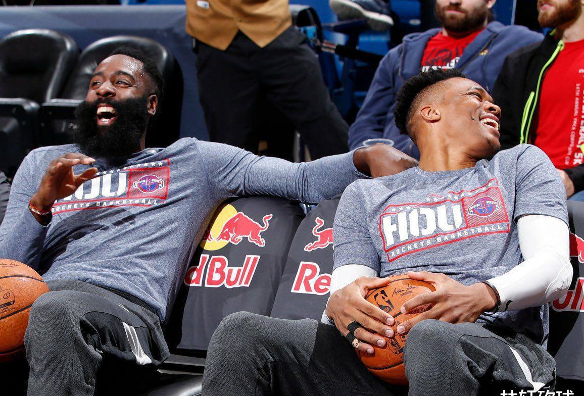 关于火箭力克快船,胡金秋统治全场的信息 关于火箭力克快船,胡金秋统治全场的信息