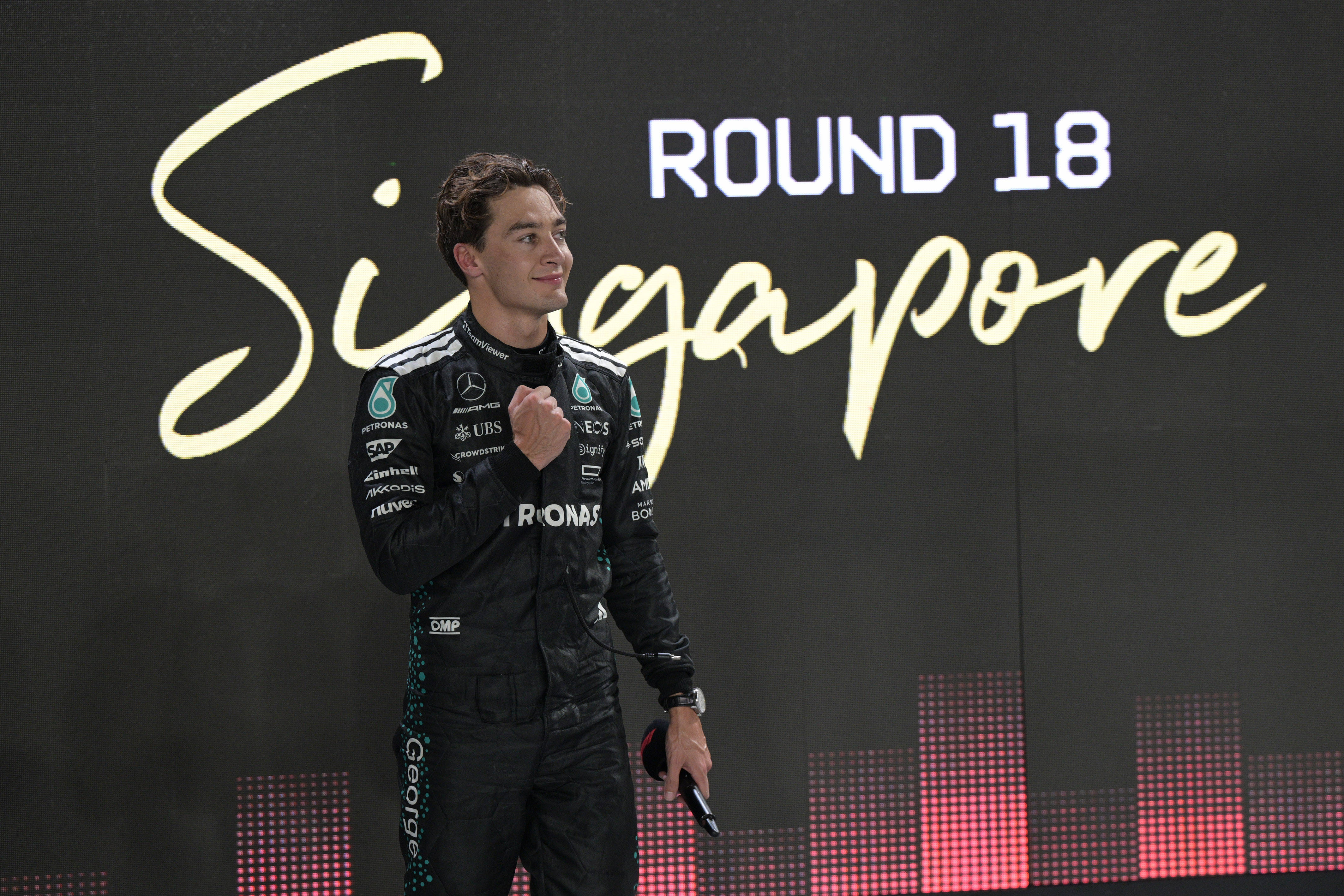 开云体育平台APP-梅赛德斯险胜红牛二队,拉塞尔点燃赛场的简单介绍