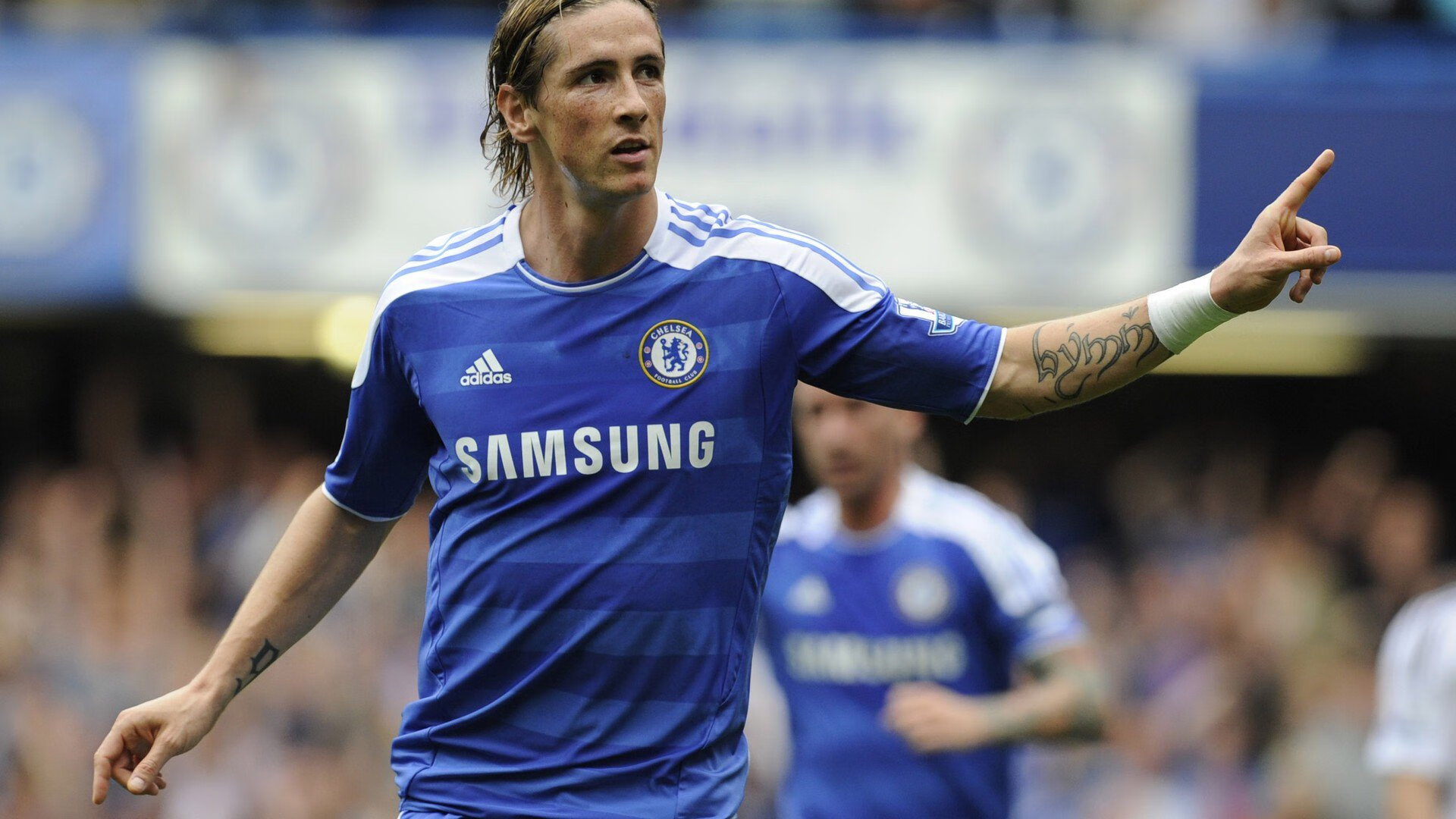 当嘘声成礼赞，国家德比之夜与孔德的硬仗美学